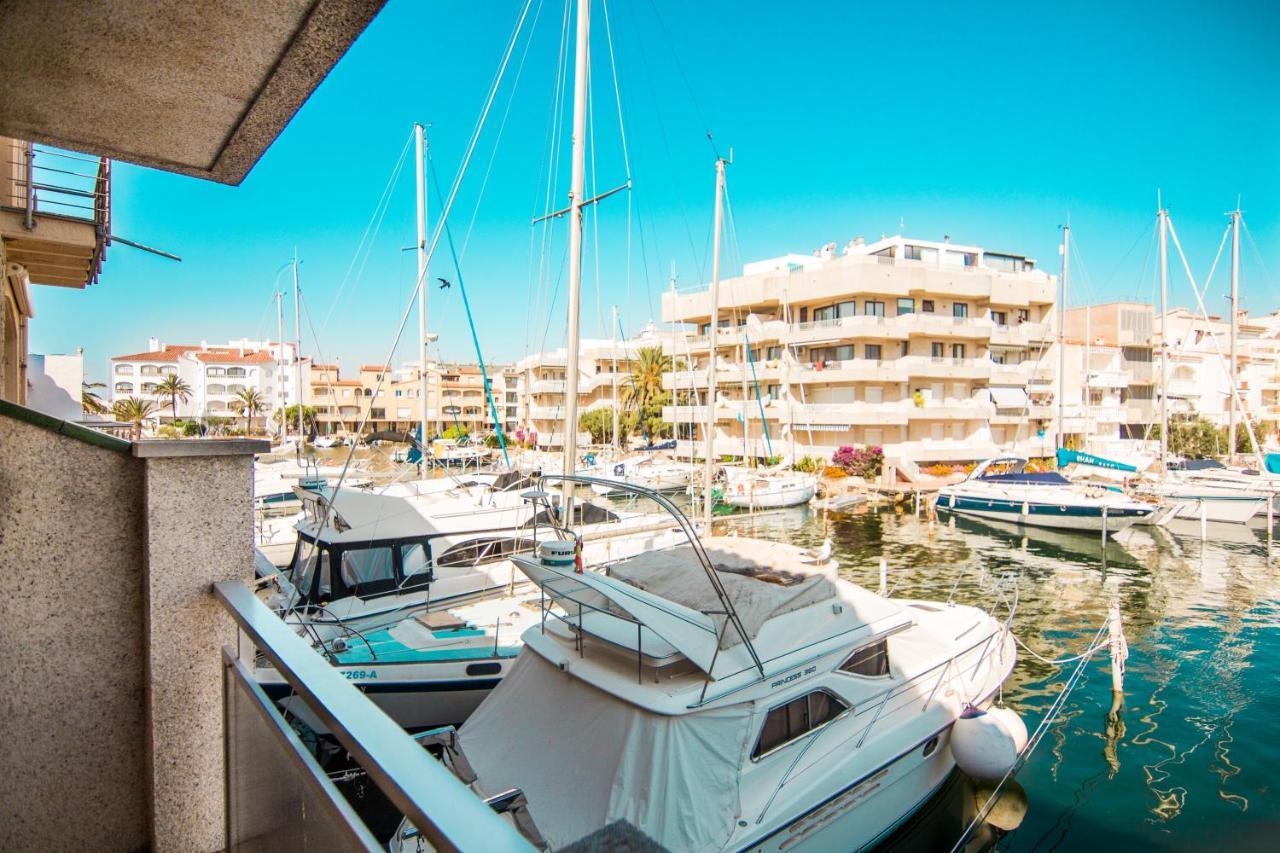 Edificio La Sardana Lägenhet Empuriabrava Exteriör bild